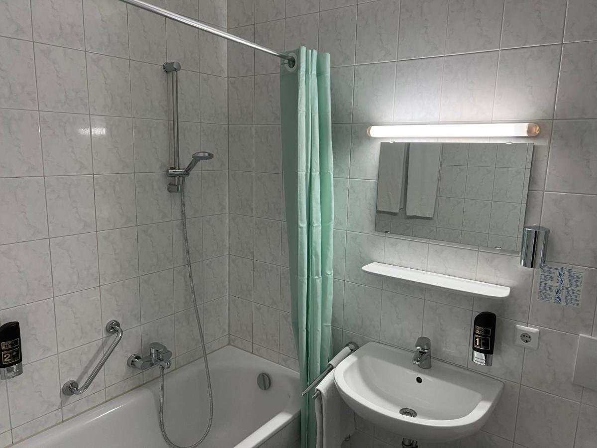 Hotel Thannhof シュヴァイテンキルヒェン エクステリア 写真