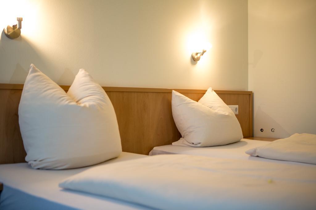 Hotel Thannhof シュヴァイテンキルヒェン エクステリア 写真